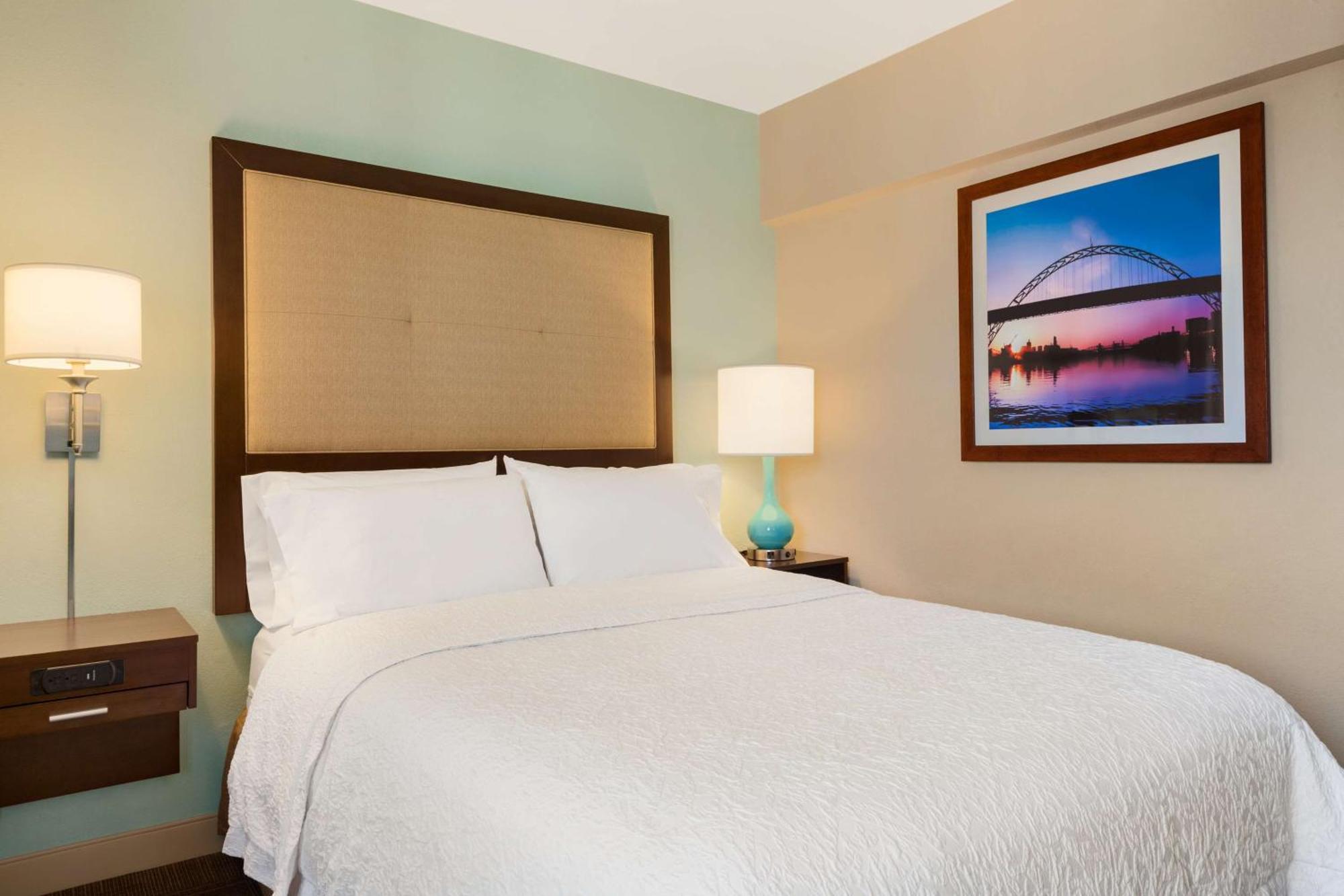 Hampton Inn - Portland/Клакамас Екстер'єр фото