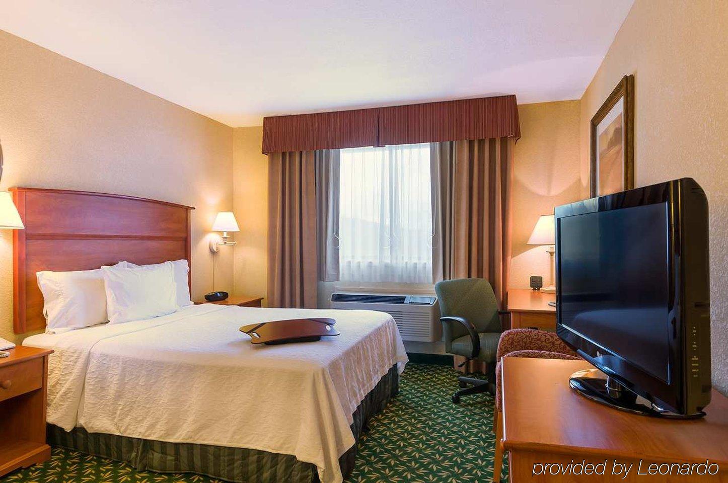 Hampton Inn - Portland/Клакамас Екстер'єр фото